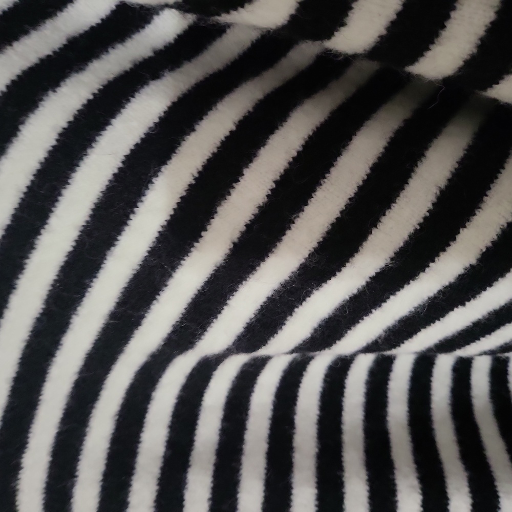 Sweater - Picture 3 of 3